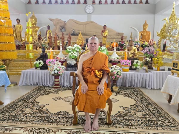 ไม่มีสิ่งใดเป็นแก่นสาร! "ไพศาล" โพสต์ "แรมโบ้" บวชเป็นพระ อุทิศส่วนกุศลแด่อดีตภรรยาผู้ล่วงลับ