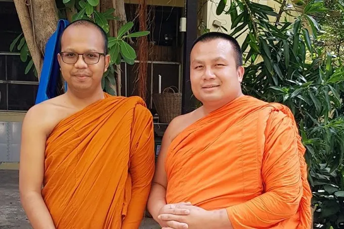 พระมหาสมปอง แจงปมพระมหาไพรวัลย์ซุก 300 ล้าน  ลั่นคนเขียนข่าวจะต้องนำขันดอกทั้ง 5 มาขอขมา 