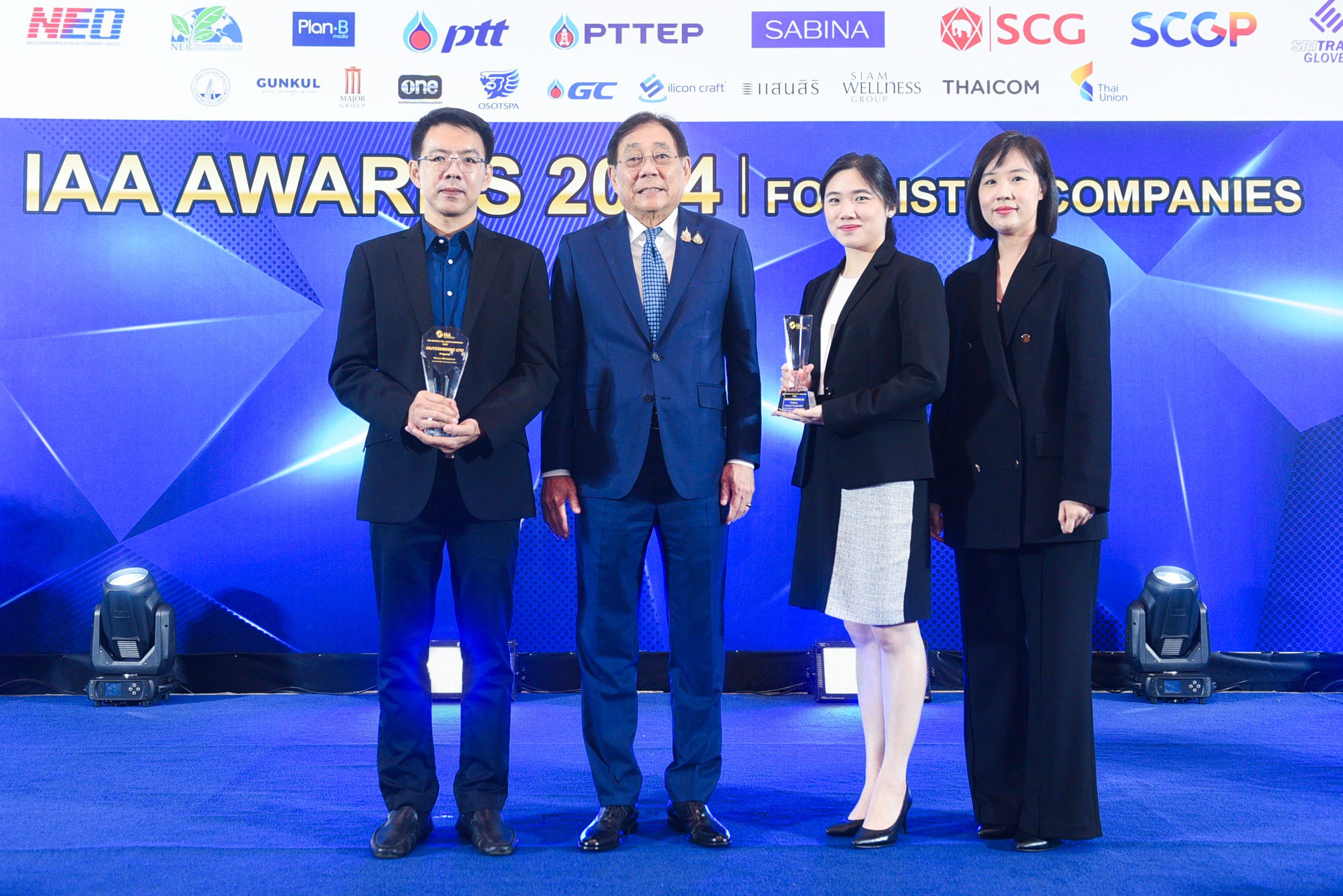 "แสนสิริ" รับ 2 รางวัลยอดเยี่ยมจาก IAA AWARDS 2024 ย้ำเบอร์ 1 อสังหาฯที่ได้รับความเชื่อมั่นจากนักลงทุน