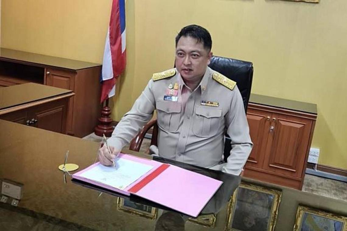 “รมว.เฮ้ง” ห่วงนายจ้างขาดแรงงาน แนะต่างด้าวตามมติ ครม. 13 ก.ค.64 เร่งทำบัตรชมพู ภายใน 31 มี.ค.นี้