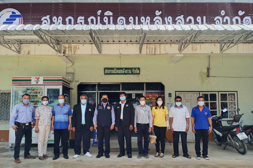 สหกรณ์นิคมหลังสวน เปิดเวทีหารือแก้ปัญหาความเดือดร้อนชุมชน โดยยึดหลักการสหกรณ์