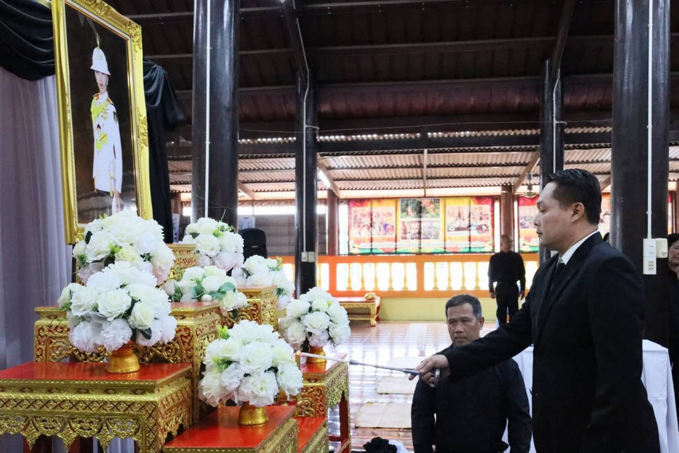 อบต.เอกราชจัดพิธีบำเพ็ญกุศลและลงนามถวายความอาลัย "เจ้าฟ้าพัชรกิติยาภาฯ" น้อมสำนึกในพระกรุณาธิคุณ 