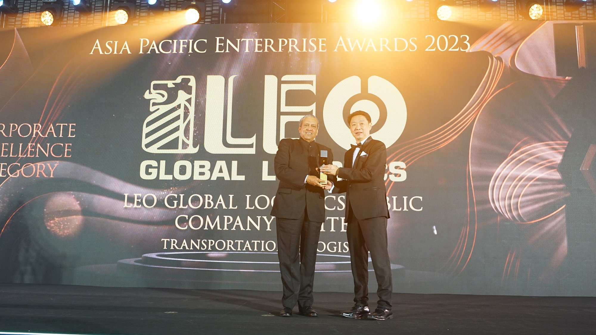 LEO คว้า 2 รางวัลระดับภูมิภาค Asia Pacific Enterprise Awards 2023 ตอกย้ำความเป็นผู้นำด้าน Transportation & Logistics แบบครบวงจร