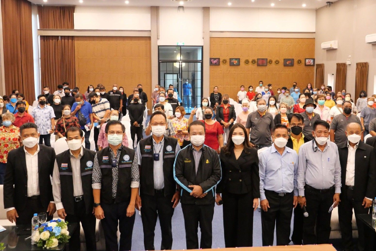 "ศูนย์ BLUE House ปชป." พร้อม"โฆษกพรรคฯ"ร่วมกันเปิดอบรมยุทธศาสตร์ในการช่วยเหลือประชาชนในเขตลาดกระบัง