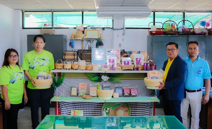 ผู้ตรวจฯ กสส.  ย้ำสหกรณ์ยโสธร ผลิตสินค้าต้องได้มาตรฐาน