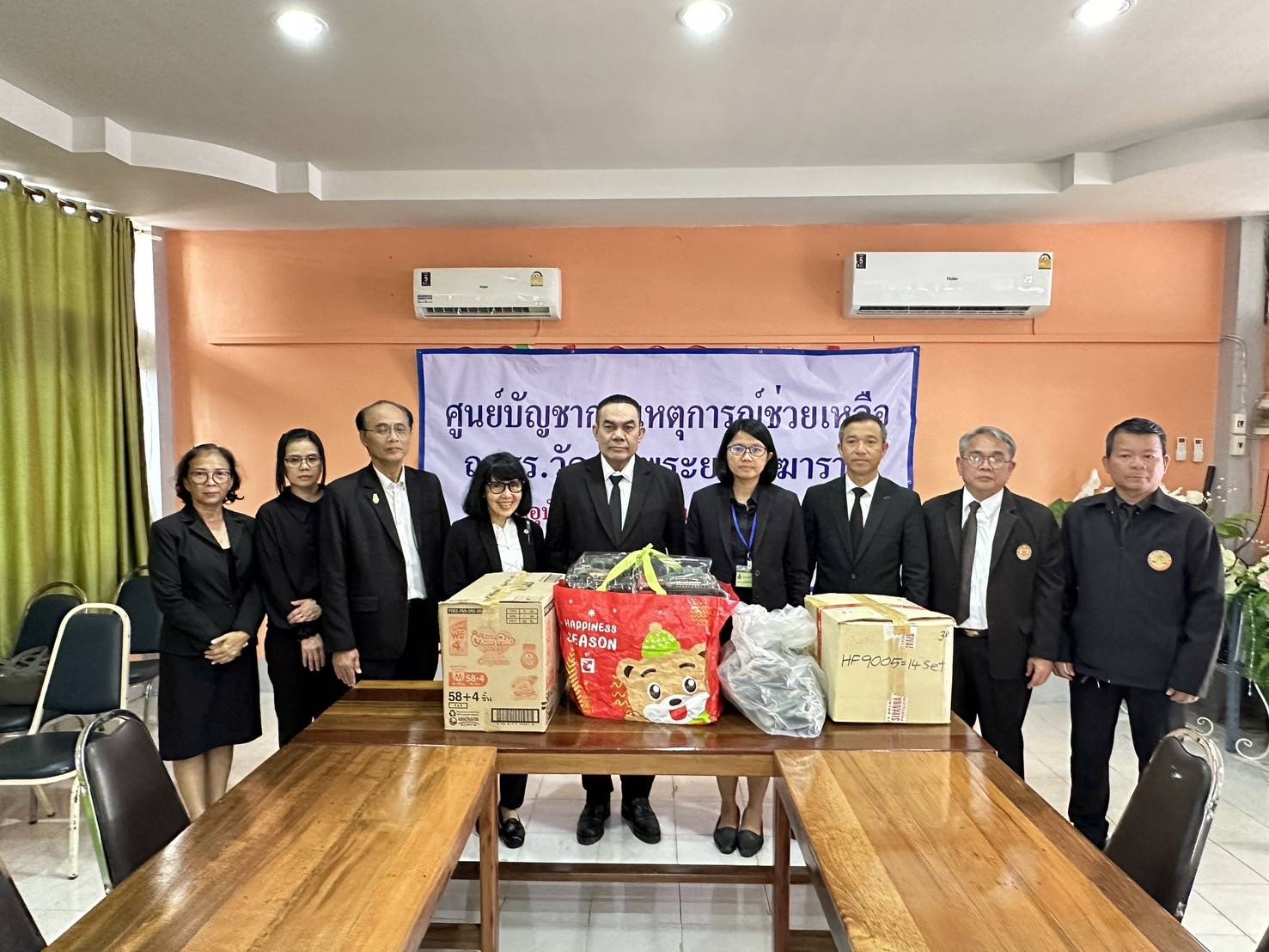 นายกสภาทนายความร่วมทำบุญอุทิศ 23 ศพเหยื่อรถบัสไฟไหม้ พร้อมให้คำปรึกษาด้านกฎหมาย