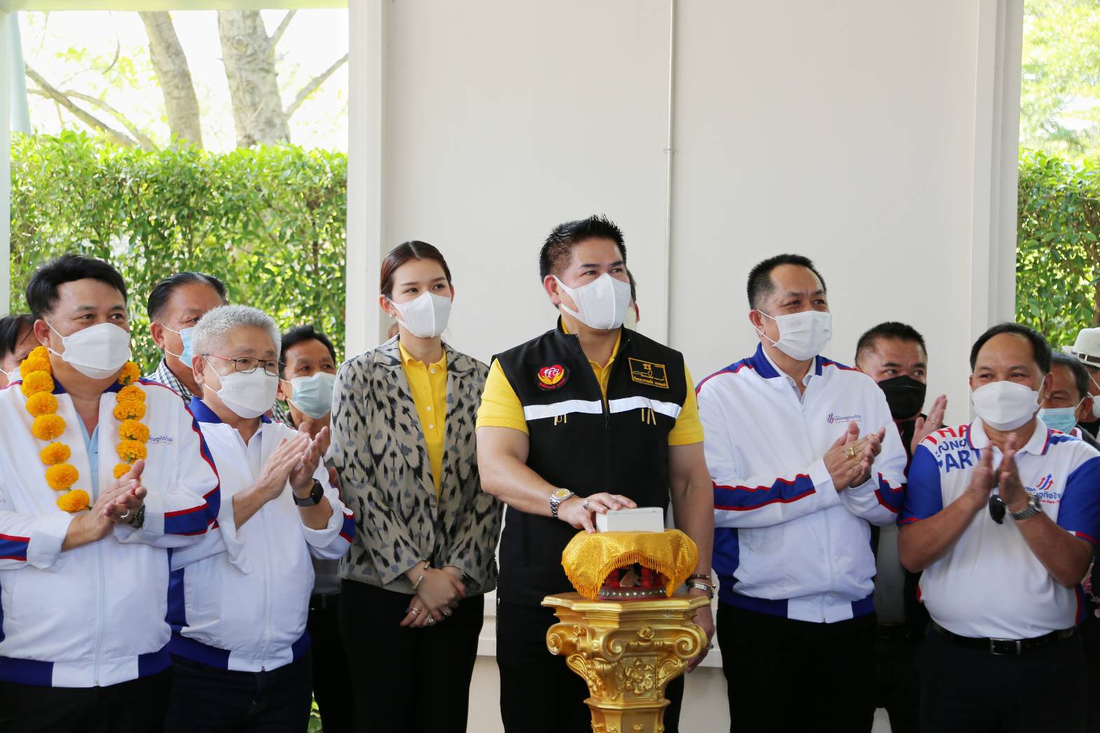 "ธรรมนัส" รุกเปิดศูนย์ฟื้นฟูเศรษฐกิจไทย ทั่วไทย ชูแก้ปัญหาปากท้องตรงจุด นำร่อง จ.เชียงใหม่