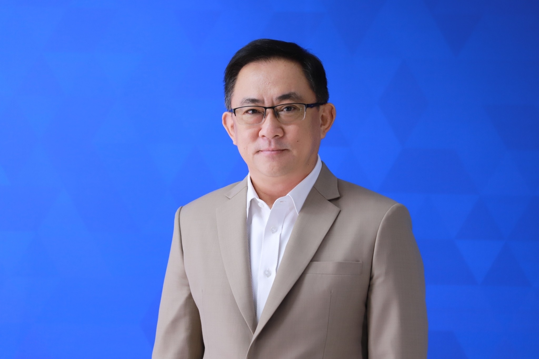 "พาณิชย์" เผยผลสำรวจประชาชนปรับแผนเที่ยวไทยปลายปี เน้นใช้จ่ายในงบประหยัด