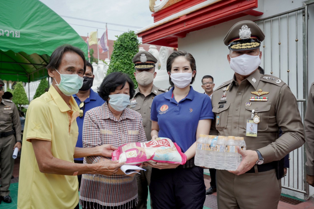 กมธ.ตำรวจ-บช.น. นำร่องชุมชนบางยี่ขัน เปิดแนวรบต้านยาเสพติด สร้าง“ชุมชนสีขาว” 