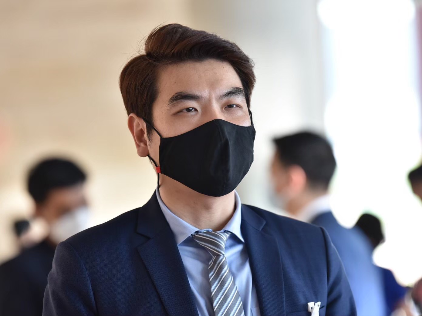 "ปิยบุตร" ชูหลอมรวมประชาชนสู้ "ชนชั้นนำ" ทวง "อำนาจ -ทรัพยากร" กลับมาไว้ที่คนส่วนใหญ่