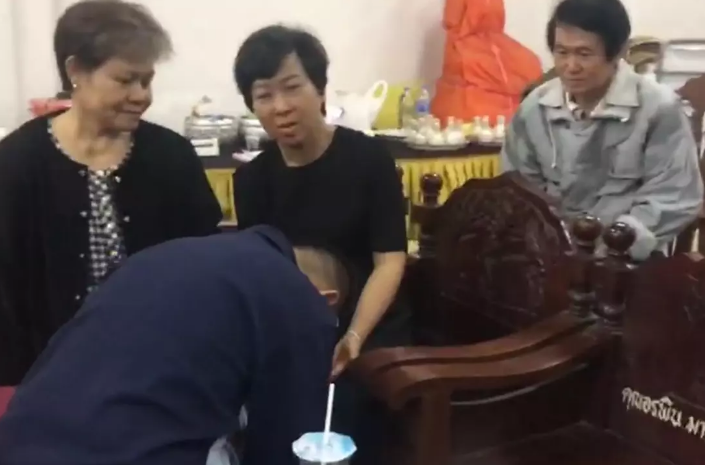 สิบตำรวจโทคู่กรณี โผล่กราบขออโหสิกรรมครอบครัว “น้องนนท์” หลังซิ่งเก๋งชนดับ 