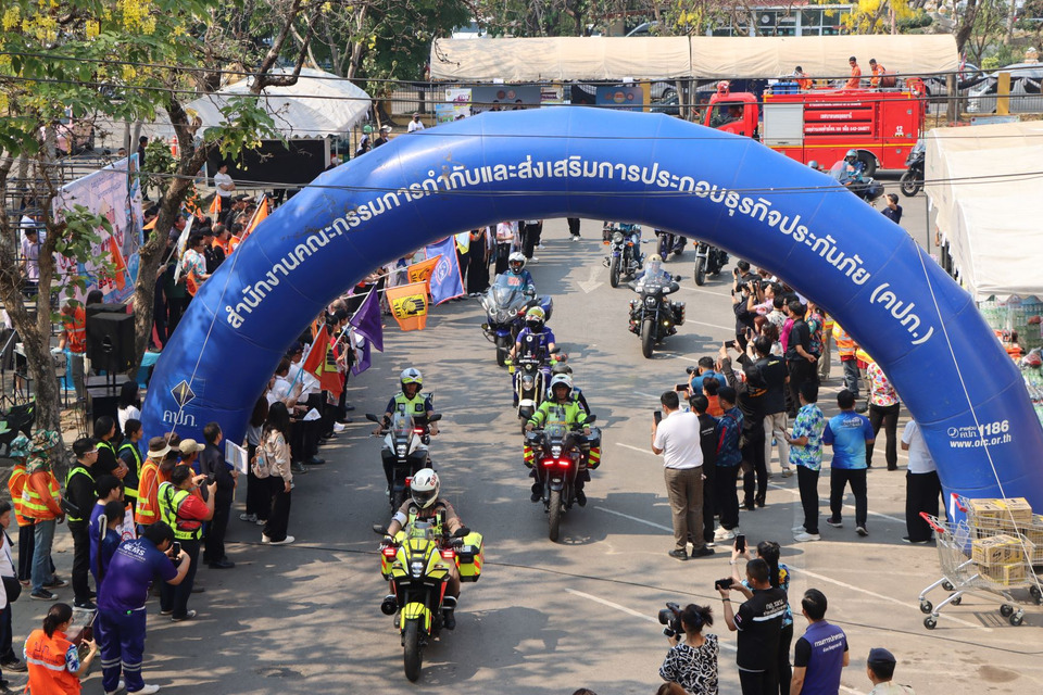อบจ.อุดรธานี เปิดศูนย์ลดอุบัติเหตุสงกรานต์ 2569 ขับขี่ปลอดภัย สวมหมวกนิรภัย 100% 