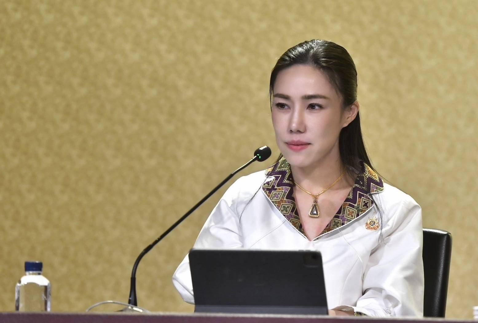 "รัฐบาล" เผยตัวเลขอาชญากรรมออนไลน์ ลดฮวบปี 67 ลดลง 21.74% คาดปีนี้ต้องลดให้ได้อย่างน้อย 70%