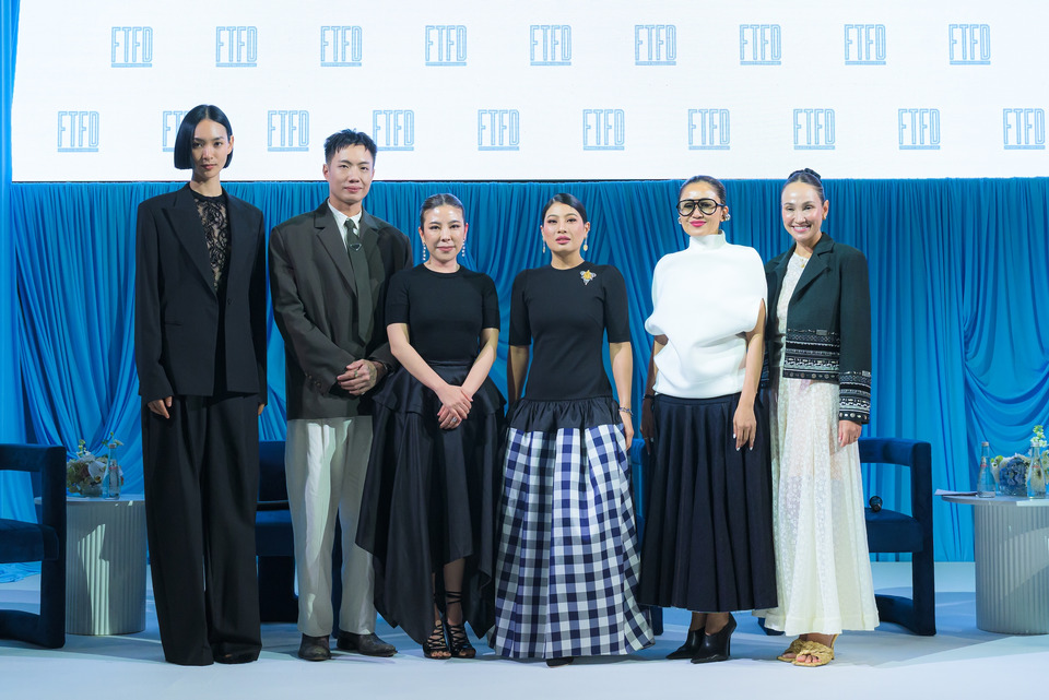 สมเด็จพระเจ้าลูกเธอ เจ้าฟ้าสิริวัณณวรีฯ เสด็จร่วมงานเสวนาถกอนาคตผ้าไทยบนเวที   “Fashion Design Symposium” ในงาน Silk Festival 2025 
