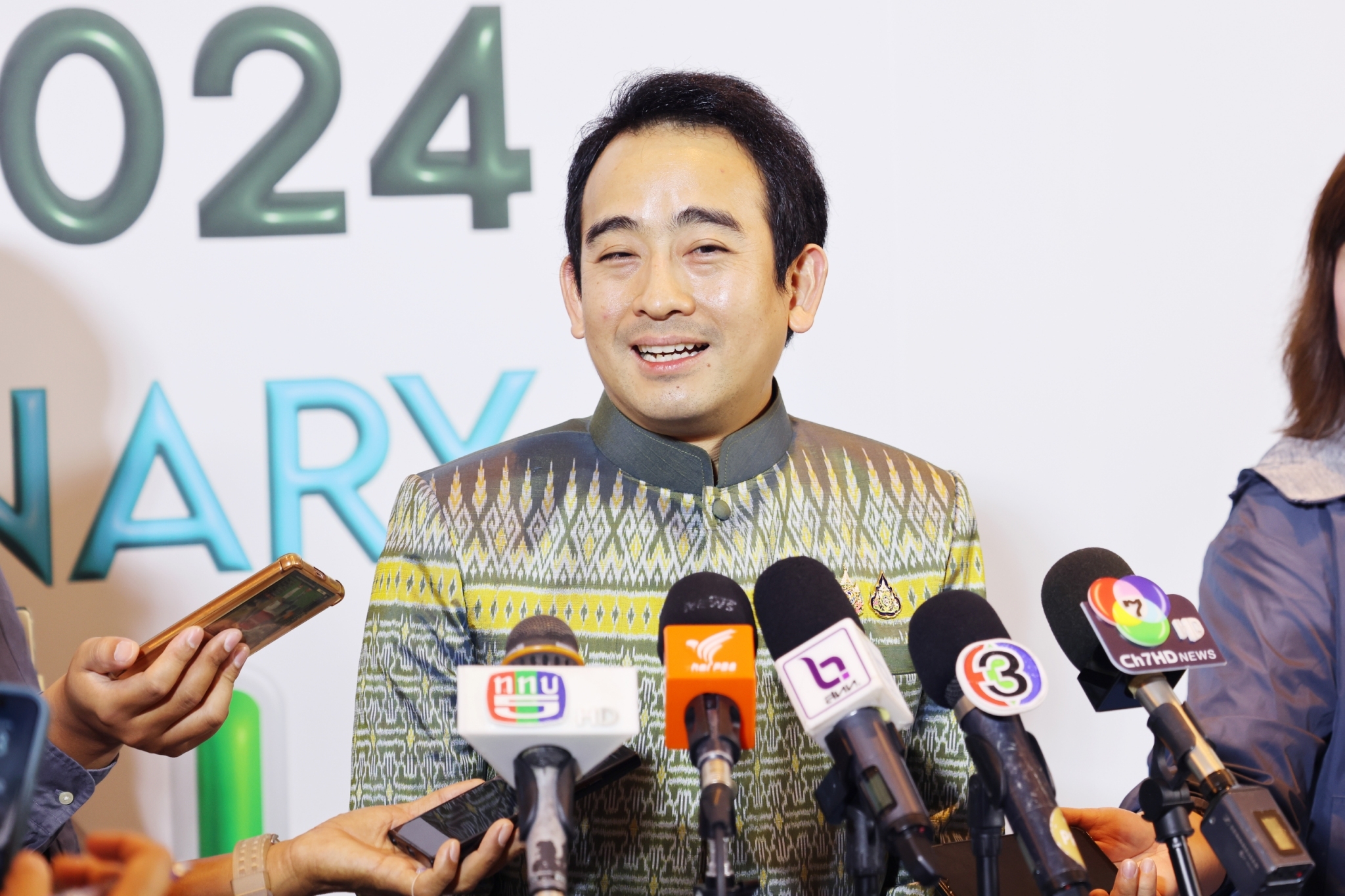 "เผ่าภูมิ" กังวลสัญญาณอันตรายนโยบายการเงินไทยสวนทางโลก