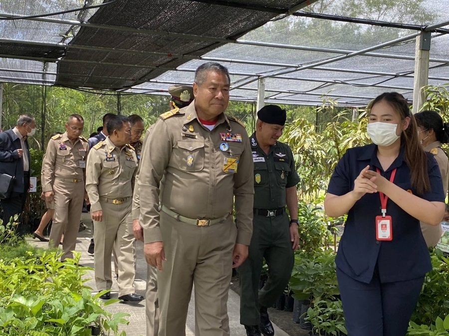 สำนักงานกปร.สัญจร เยี่ยมชมศูนย์ศึกษาการพัฒนาห้วยทรายฯ จ.เพชรบุรี