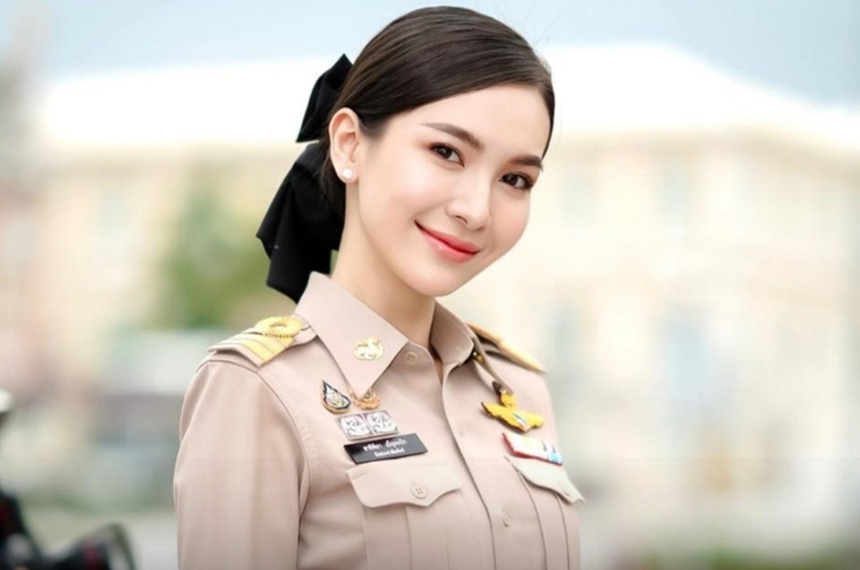 กล้าเซ็นไหม! เพจดังถามตรง "อธิบดีกรมการปกครอง" ปม  "ผู้กองแคท" ยื่นใบลาออก