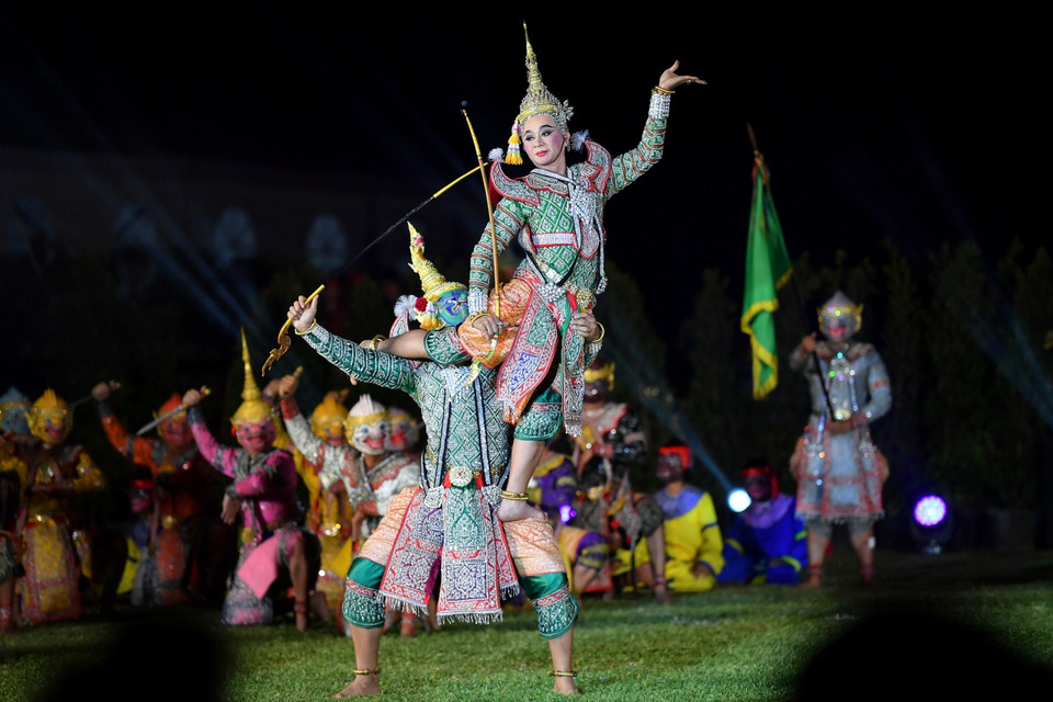 “โขนกลางแปลง” สิงห์ปาร์ค เชียงราย งานเทศกาลบอลลูนนานาชาติที่ยิ่งใหญ่ที่สุดในอาเซียน สุดอลังการ