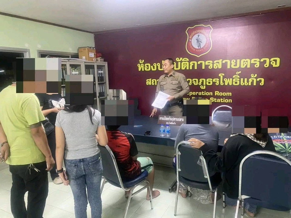 คึกคะนองไม่คิด! สองโจ๋พ่นสีป้ายโรงเรียน สุดท้ายต้องนั่งขอขมา 