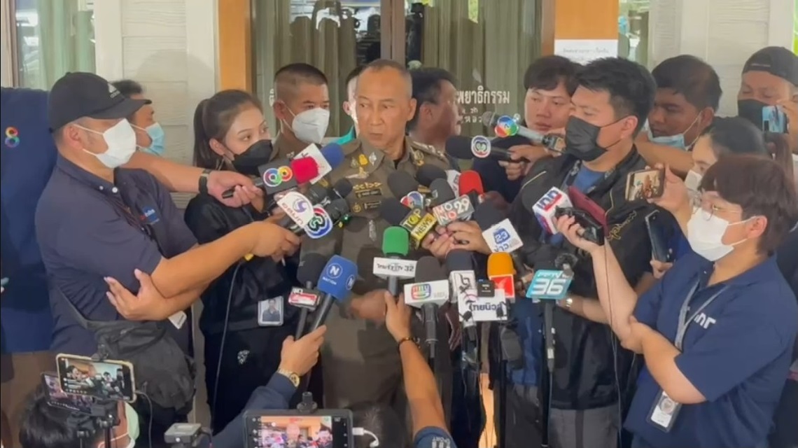 'รองต่อศักดิ์' เข้าติดตามผลผ่าศพ 'สารวัตรกานต์' ยันเจ้าหน้าที่ทำตามขั้นตอน