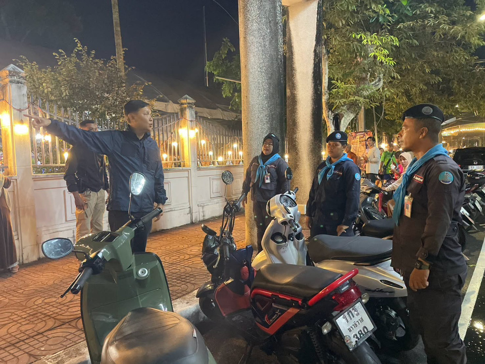 "รองผู้ว่าฯ นราธิวาส" ลงพื้นที่เข้ม Safety Zone กำชับด่านตรวจ–จุดตรวจ เฝ้าระวังสถานที่ราชการ-ร้านสะดวกซื้อ