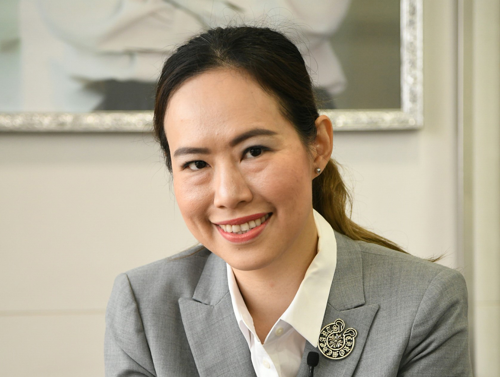 "พี่สาวธนาธร" ไม่ทน ขอหยุดใส่ร้ายไทยซัมมิท ยันไม่เคยได้ประโยชน์จาก "นโยบายรถคันแรก"