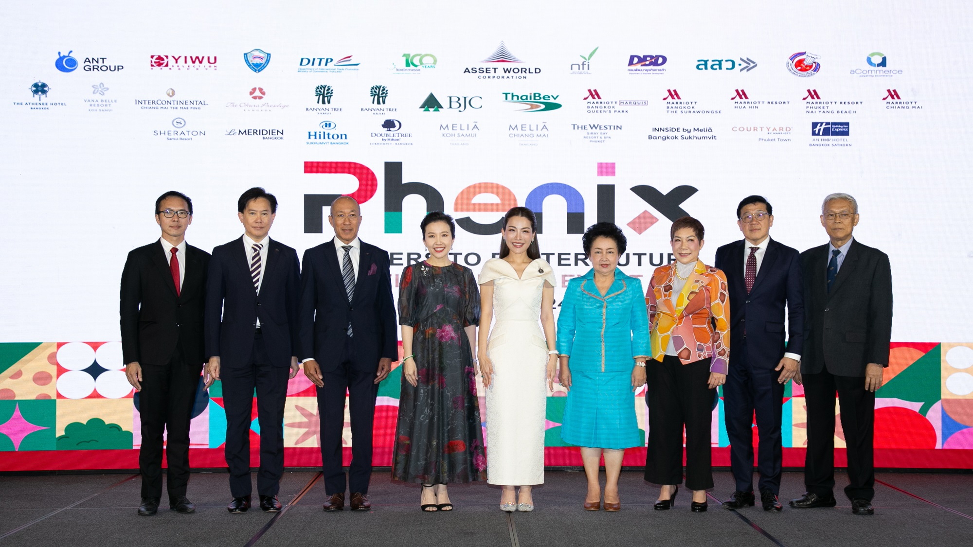 AWC ผนึกสถาบันอาหารสนับสนุนผู้ประกอบการไทยเข้าร่วมโครงการ “Phenix” เตรียมเปิด “Phenix” ให้ “อร่อยฟินบินได้” กันอย่างจุใจ 26 มิ.ย.นี้