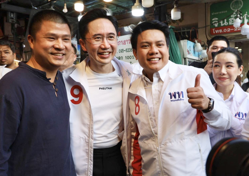 เยาวราชแทบแตก!  "ยศชนัน-จุลพันธ์" นำทีมเข้ากราบนมัสการสมเด็จพระพุฒาจารย์ เจ้าอาวาสวัดไตรมิตรฯ 