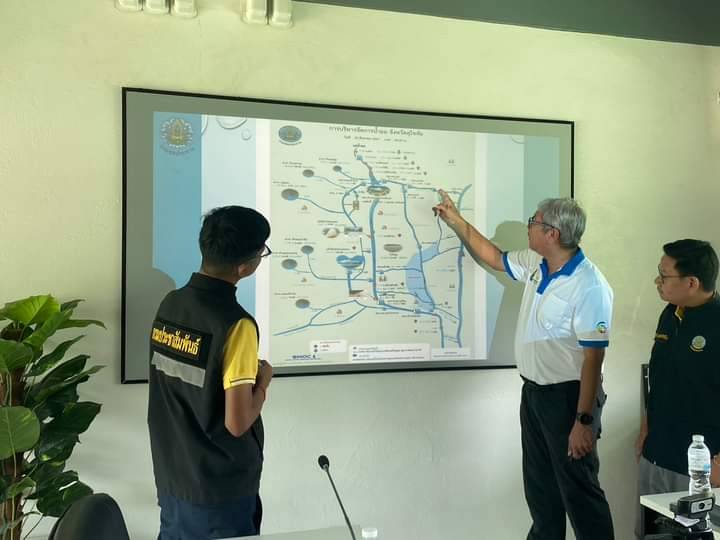 โครงการชลประทานอุตรดิตถ์เตรียมพร้อมติดตั้งเครื่องสูบน้ำเพื่อเร่งระบายน้ำเพื่อช่วยเหลือประชาชน ตลอด 24 ชั่วโมง