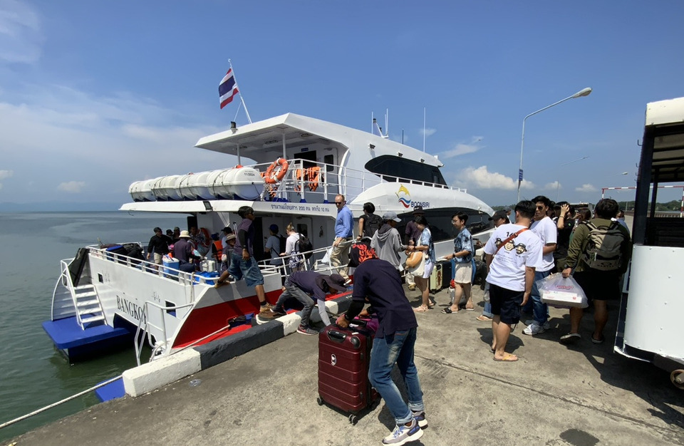 ผบ.ฉก.นย.ตราด ยันศึกไทย–กัมพูชาใกล้ยุติ เปิดทาง ปชช.คลองใหญ่–บ่อไร่กลับบ้าน ท่องเที่ยวเริ่มฟื้น