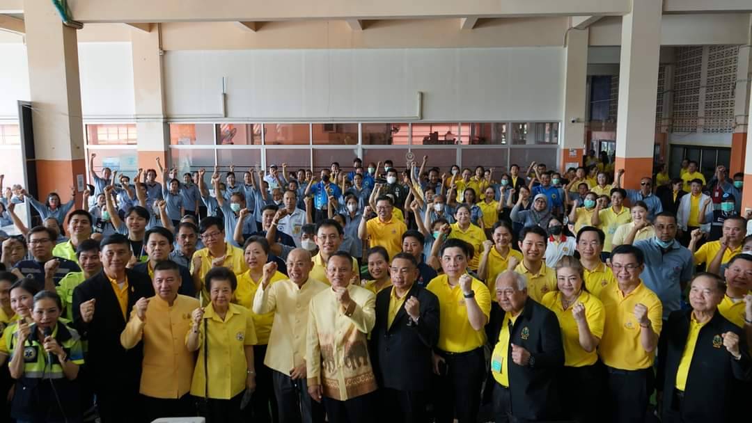"สมศักดิ์" ร่วมเปิดโครงการหน่วยแพทย์อาสาเฉพาะทางร่วมใจเฉลิมพระเกียรติพระบาทสมเด็จพระเจ้าอยู่หัว