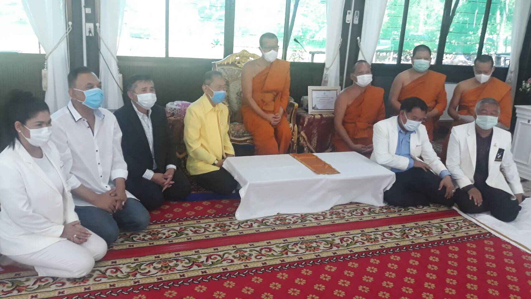"วิชา"นำคณะมูลนิธิต่อต้านการทุจริต กราบมนัสการ"พระธรรมโพธิวงศ์" เจ้าอาวาสวัดไทยพุทธคยา