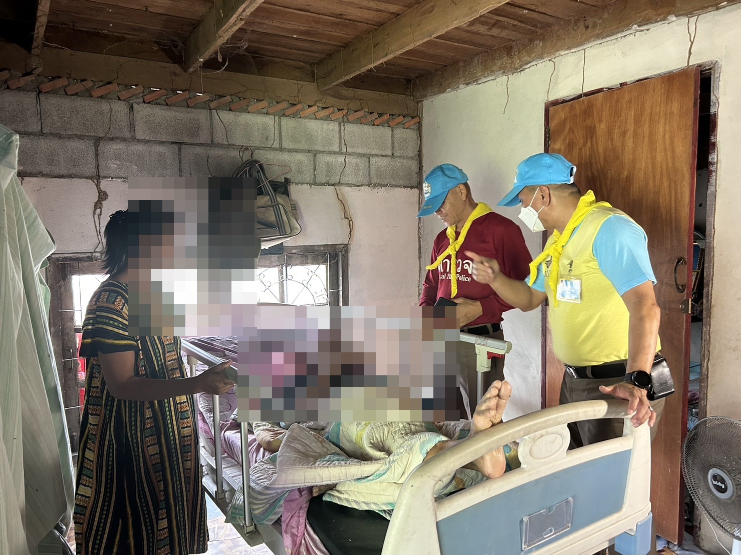 อดีตตำรวจอุดรประสบอุบัติเหตุรถชนจนป่วยติดเตียงกว่า 30 ปีได้รับความช่วยเหลือแล้ว