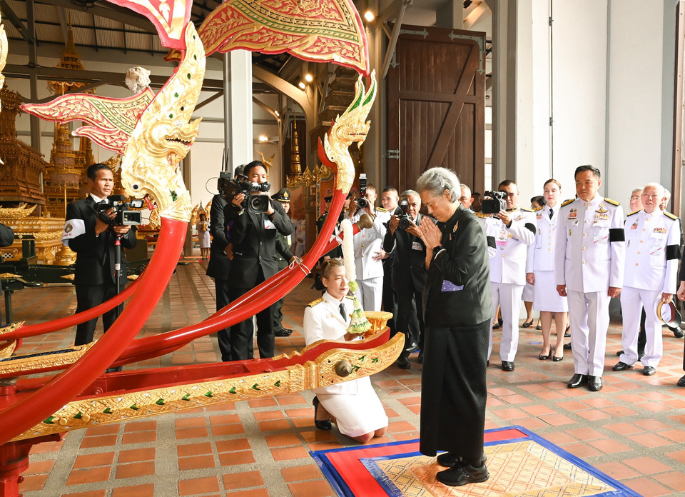 "กรมสมเด็จพระเทพฯ" ทรงเป็นประธานพิธีบวงสรวงบูรณปฏิสังขรณ์ราชรถ–พระยานมาศ ในพระราชพิธีถวายพระเพลิงพระบรมศพ "พระพันปีหลวง"