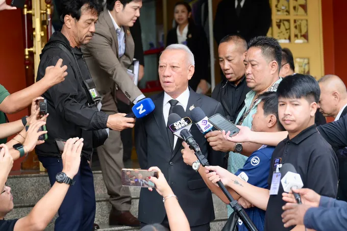 "พิพัฒน์" โยนถามนายกฯ หลังโดนถาม "ธรรมนัส" เปิดทางร่วมพรรคน้ำเงิน 