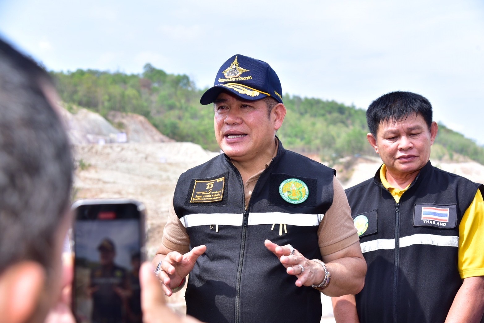 "ธรรมนัส" ขึ้นเหนือ พบปะพี่น้องชาวเมืองแพร่ ลุยสร้างความมั่นคงด้านน้ำ 