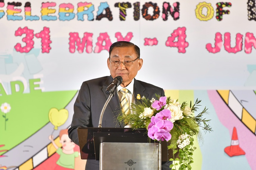 'รมว.ท่องเที่ยว'รับนโยบายนายกฯมอบททท.ขับเคลื่อนเศรษฐกิจสีรุ้ง ดันอีเวนต์ Pride เฉลิมฉลองเดือนของLGBTQ+  
