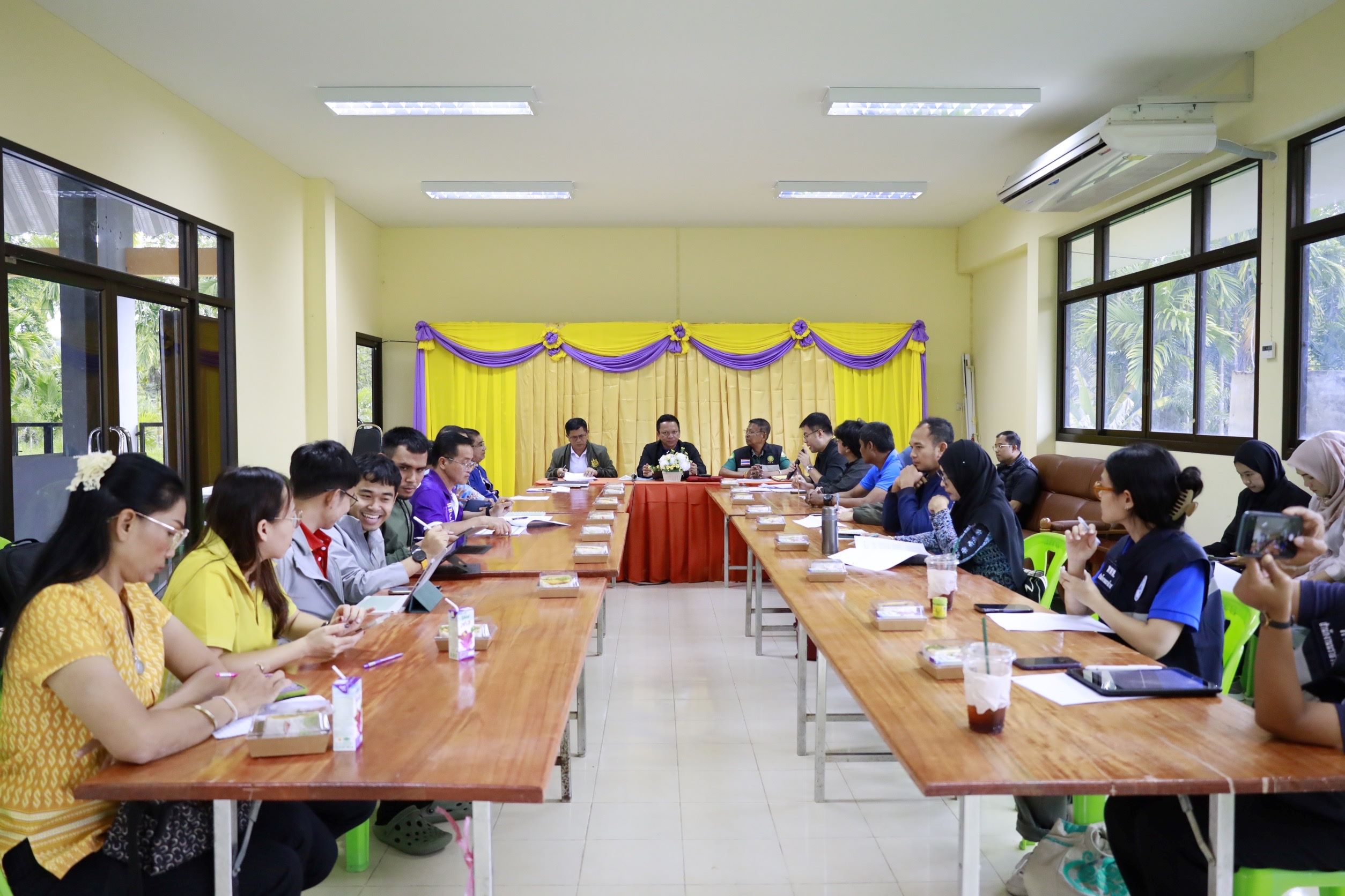 ศอ.บต.ร่วมกับหน่วยงานในพื้นที่สำรวจแหล่งท่องเที่ยวเชิงนิเวศในศูนย์บัญชาการขบวนการคอมมิวนิสต์มาลายาในอดีต