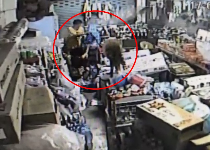 สุดโหด! วงจรปิดจับภาพ"ไอ้อู๋"ปาดคอแม่เฒ่าวัย68ร้านโชห่วย