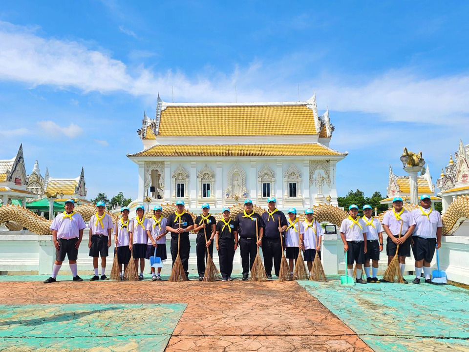 เครือข่ายพุนพิน 2 รวมพลังจิตอาสาพัฒนาวัดทุ่งเซียด เฉลิมพระเกียรติในหลวง 