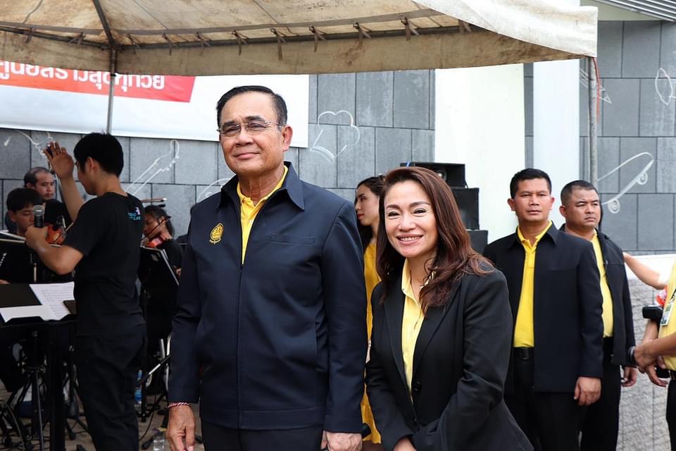 “กรณิศ” โต้ ส.ส.เพื่อไทย บอก “บิ๊กตู่” ลงพื้นที่คลองเตยห่วงปชช.-ไร้วาระซ่อนเร้น ต่างจาก “ยิ่งลักษณ์” มาเพื่อหาเสียง 