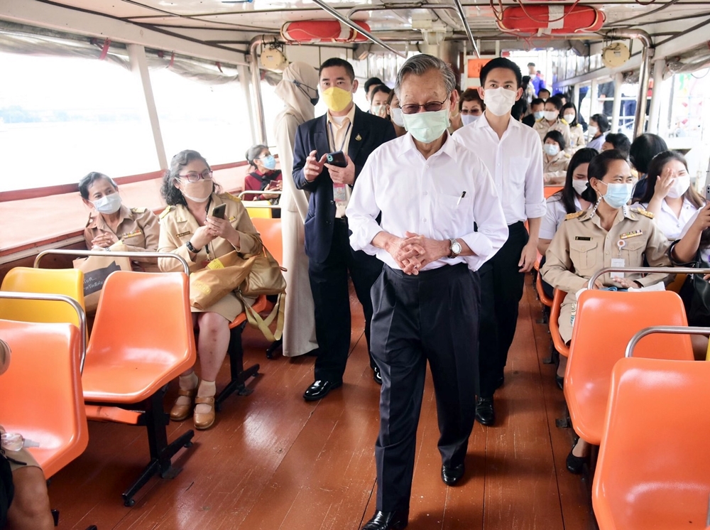 "ปธ.ชวน" เปิดโครงการ "ชวนลงเรือ เพื่อชีวิตผาสุก" ชวนขรก.สภาเดินทางด้วยเรือประหยัด-ดูแลสิ่งแวดล้อม
