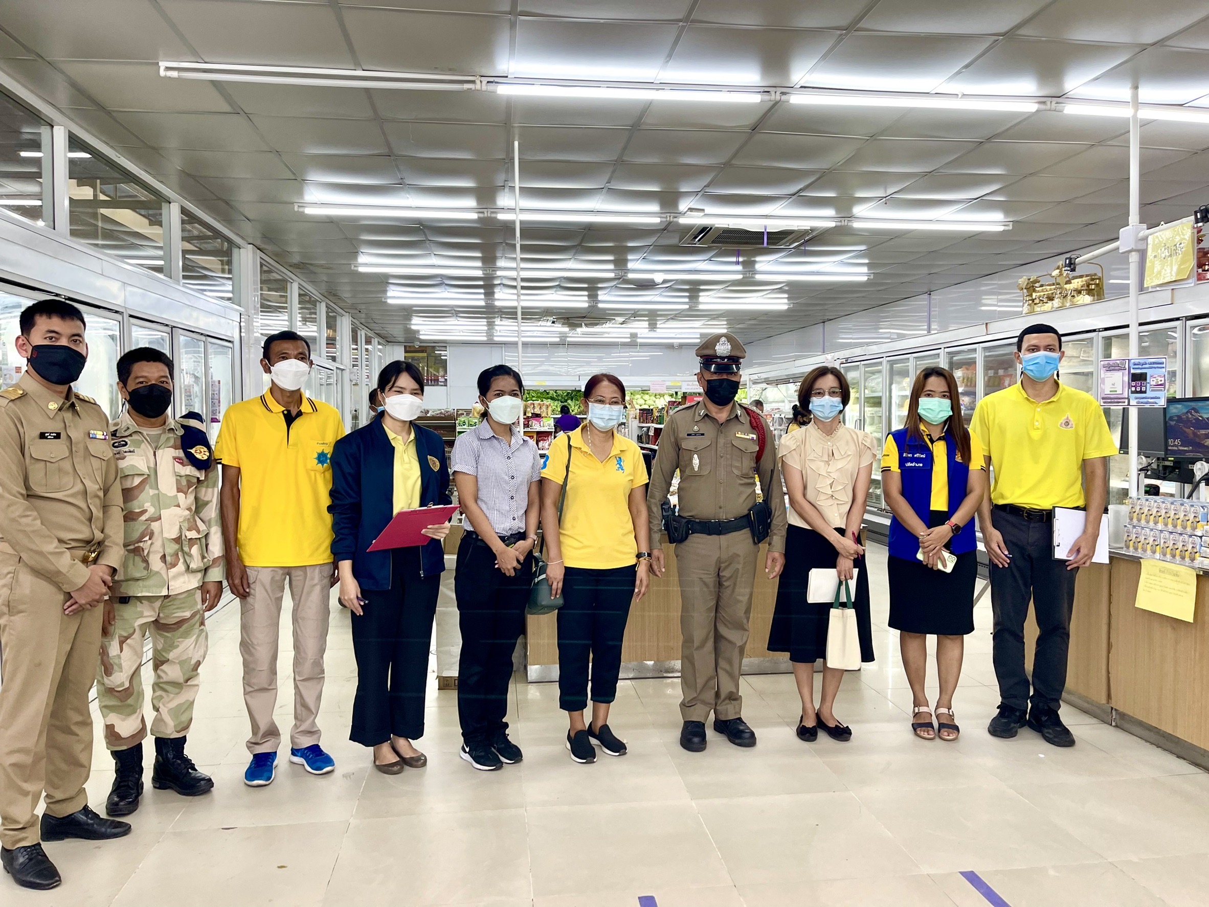 พาณิชย์จังหวัดพังงา ลงพื้นที่ตรวจสอบการจำหน่ายสินค้าอุปโภคบริโภค 