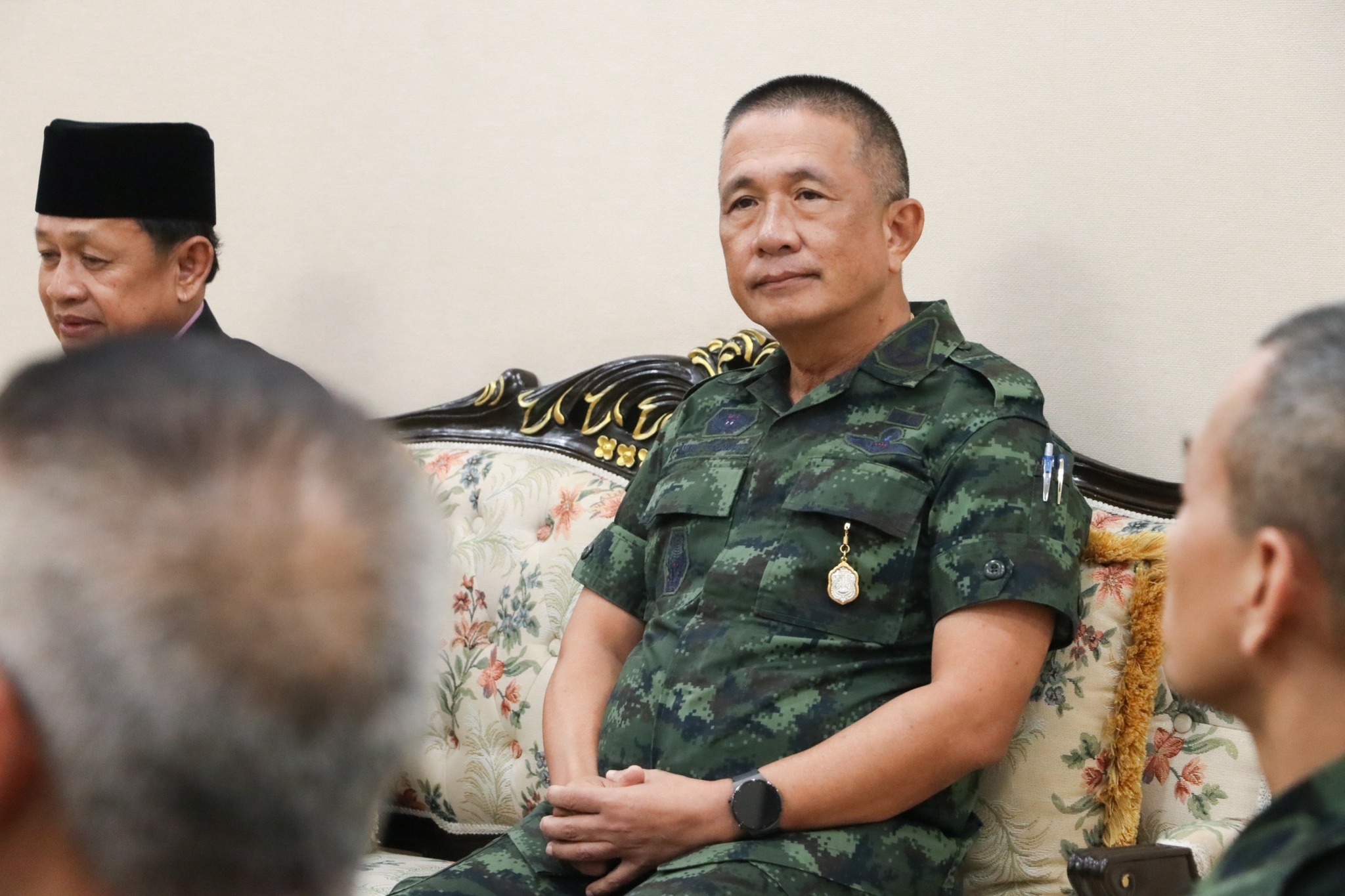 "กองทัพภาคที่ 4" ลงโทษ "ทหารช่าง" สั่งขัง30วัน ทำตัวไม่เหมาะสมทางการเมือง ส่งแชตไลน์โน้มน้าวให้เลือกพรรคการเมือง