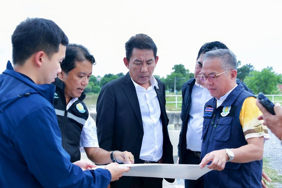 อธิบดีชลประทานลุยอยุธยา สั่งเร่งขุดลอกคลอง เตรียมแผนเพาะปลูกฤดูแล้ง