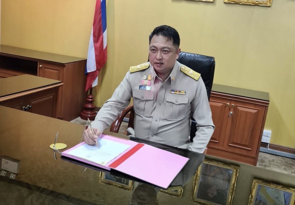 รมว.แรงงาน สั่งด่วนช่วยลูกจ้างที่เกิดเหตุนั่งร้านไหลทับคนงานเมียนมา โครงการสร้างคอนโดฯที่เมืองชล