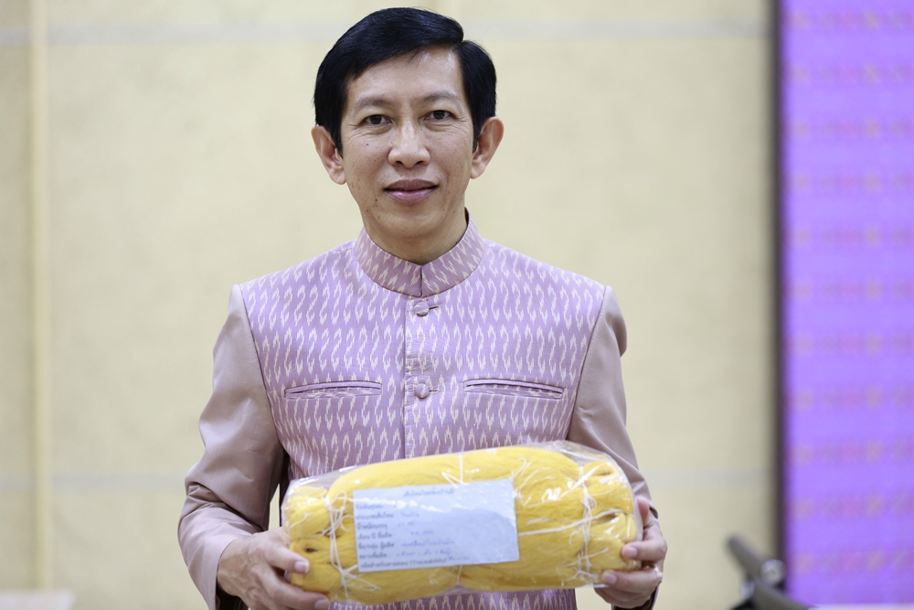 กรมหม่อนไหม คิดค้นนวัตกรรมทำเส้นไหมยืนจากไหมพันธุ์ไทยพื้นบ้าน สร้างอัตลักษณ์ "ผ้าไหมไทย"