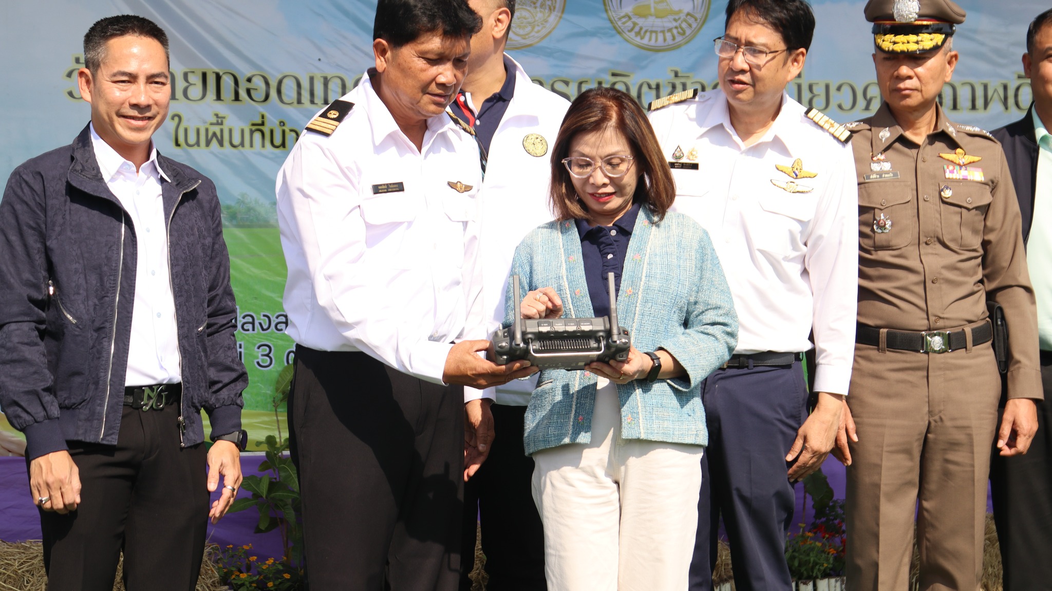 คมนาคม - กระทรวงเกษตร นำร่อง ปลดล็อคใช้โดรนเพื่อการเกษตร ลดต้นทุน