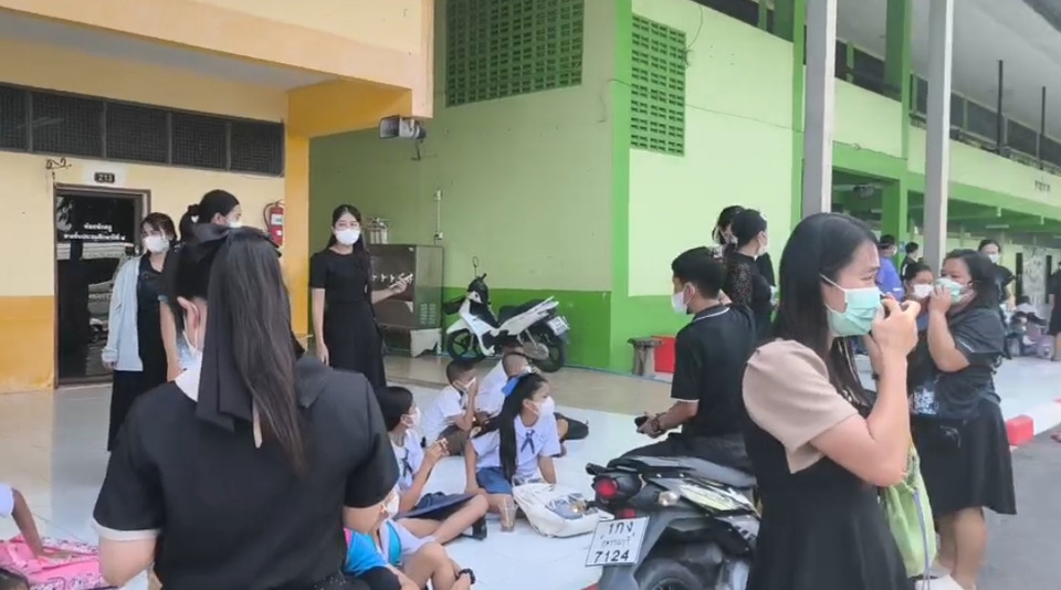 ระทึก! แอมโมเนียรั่วโรงน้ำแข็งสุพรรณบุรี อพยพนักเรียน-ชาวบ้านวุ่น ผู้ได้รับผลกระทบกว่า 30 ราย 