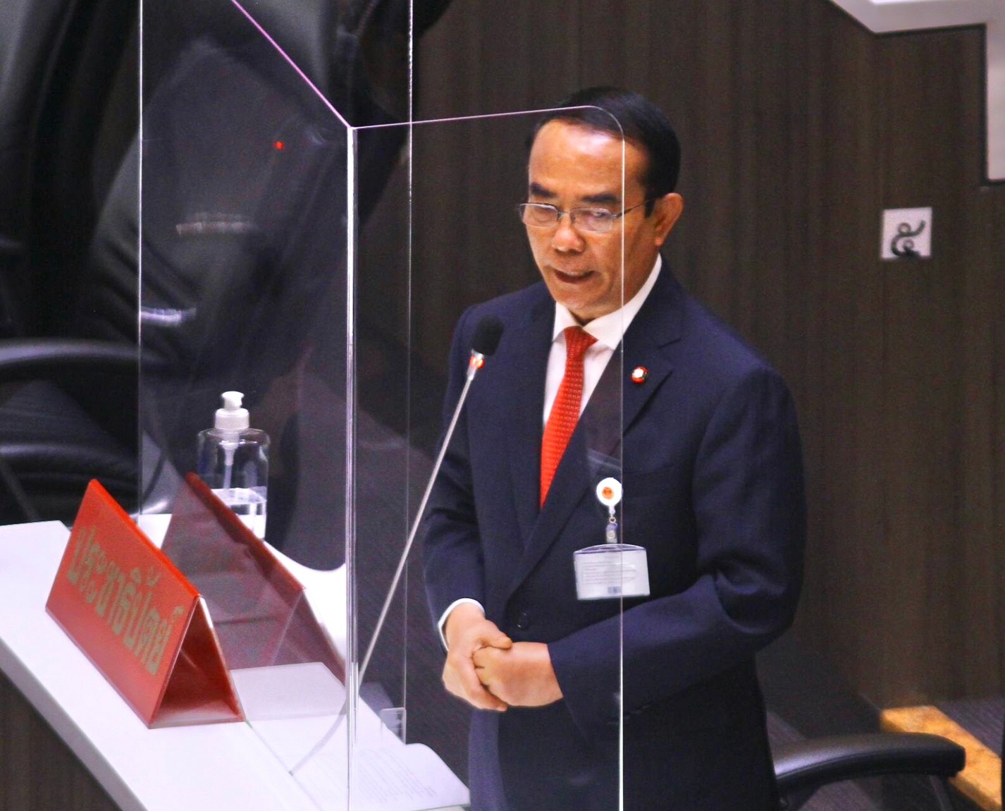 "ชินวรณ์" ชี้เป็นไปไม่ได้เปิดสมัยวิสามัญ เหตุทุกพรรคมุ่งลงพื้นที่หาเสียงกันหมดแล้ว 